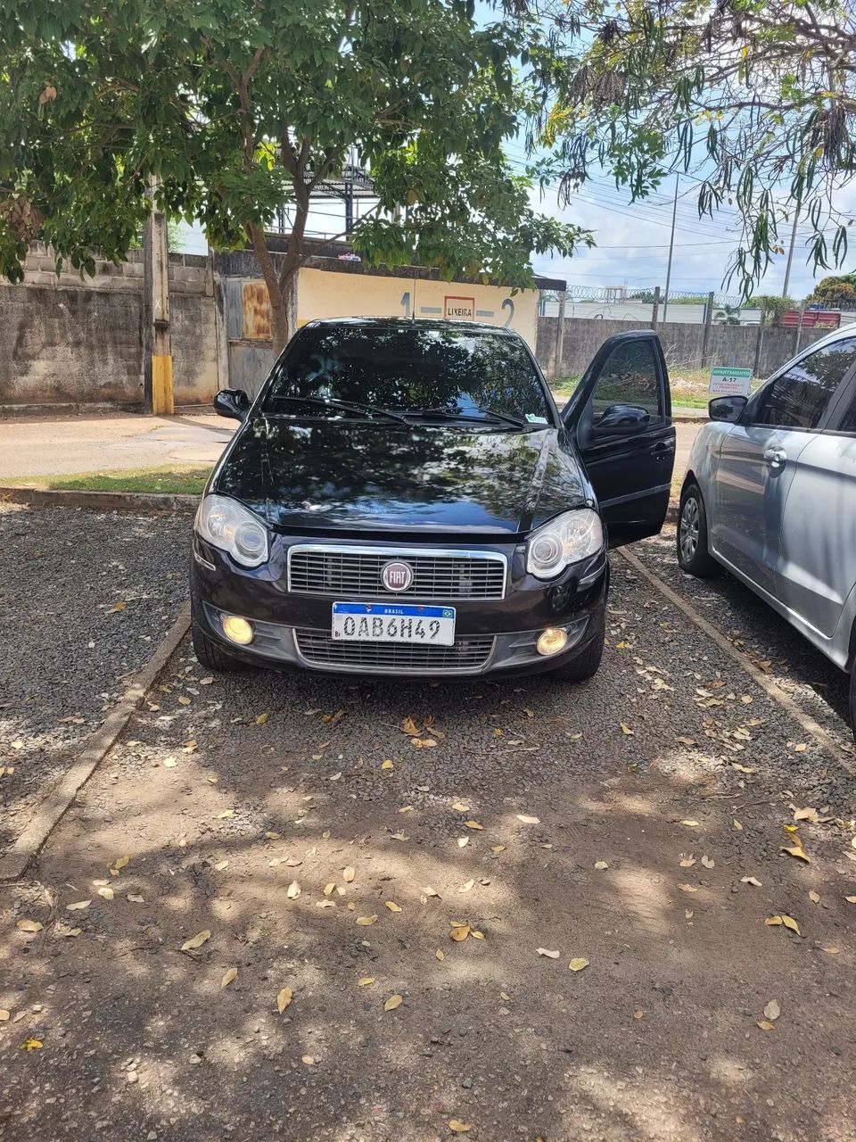 Fiat Siena Essence 1.6 Flex 16V 4P 2012 - Foto 3