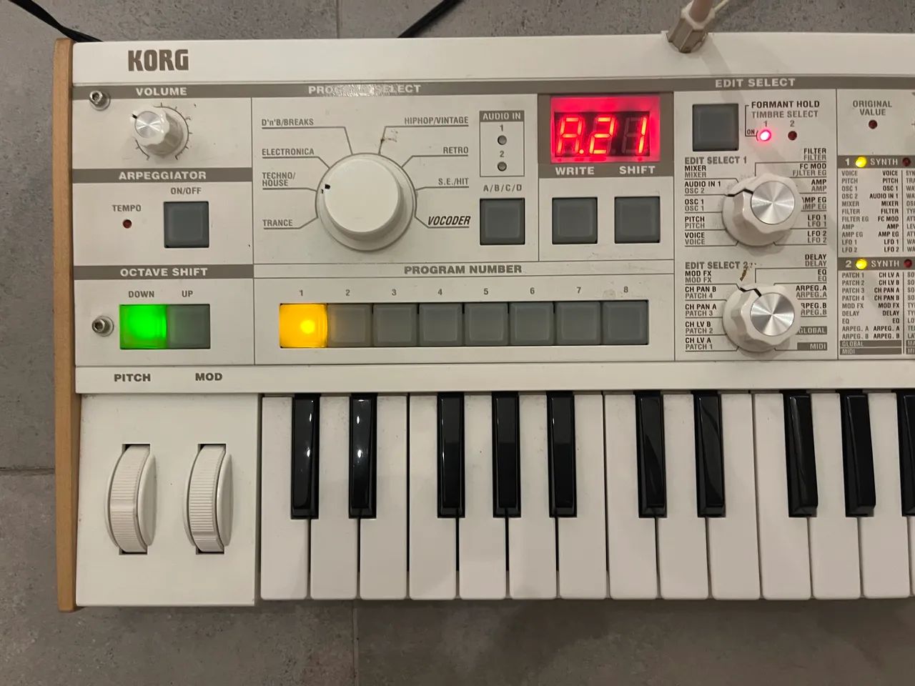 Microkorg MK1S synth sintetizador vocoder - Foto 4
