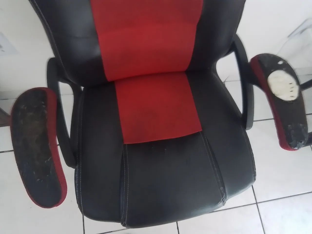 Cadeira Gamer com Defeito Avarias - Foto 2