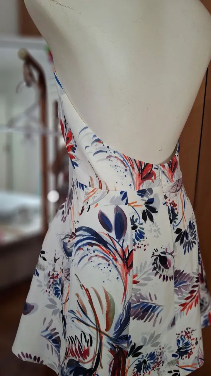 VESTIDO CURTO FLORAL ZARA - Foto 2