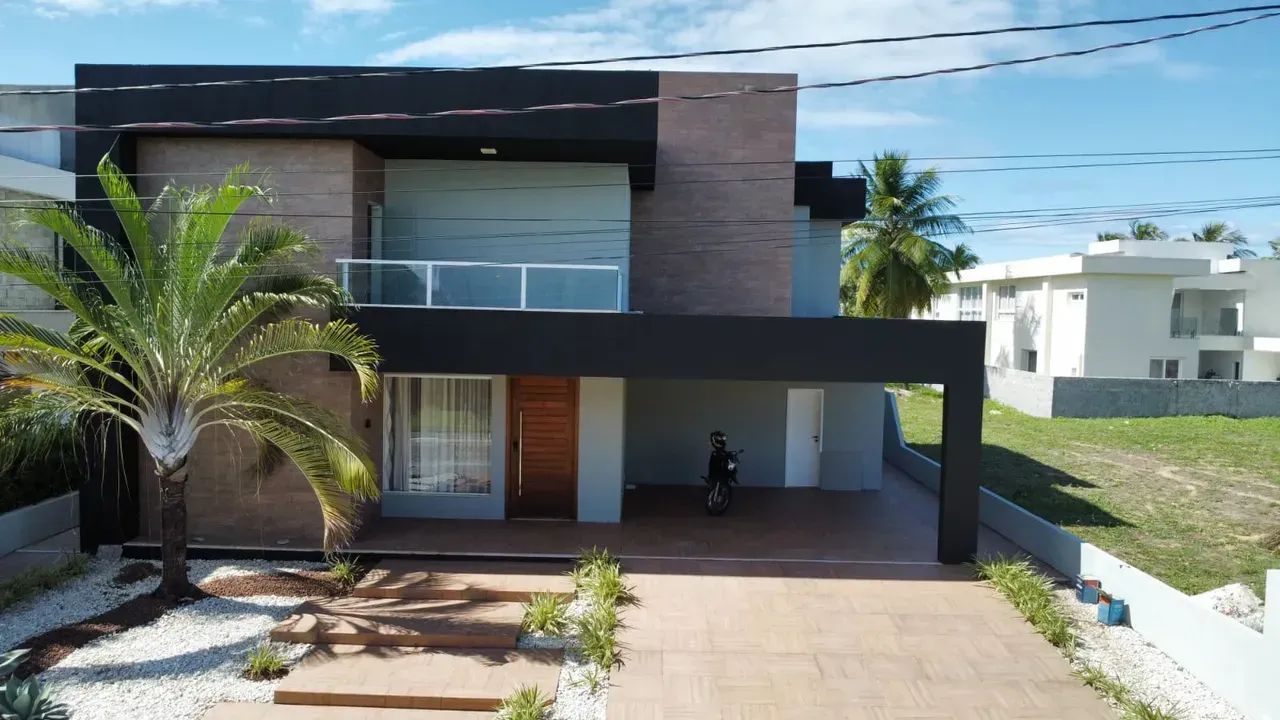 Imóvel para aluguel e venda possui 200 metros quadrados com 4 quartos