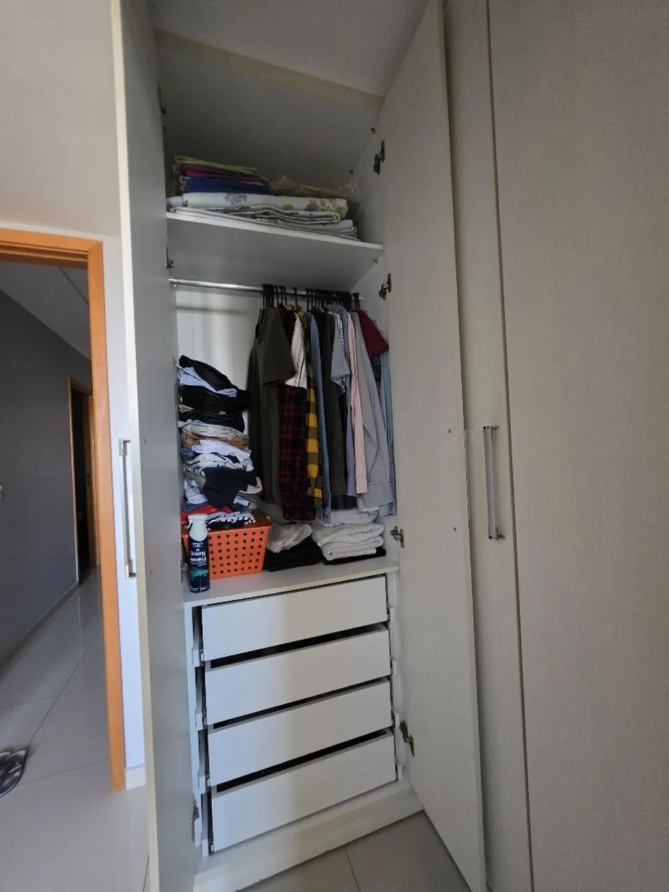 Guarda roupa branco MDF