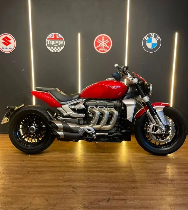 TRIUMPH ROCKET 3 2022 ESTADO DE 0KM - Foto 2