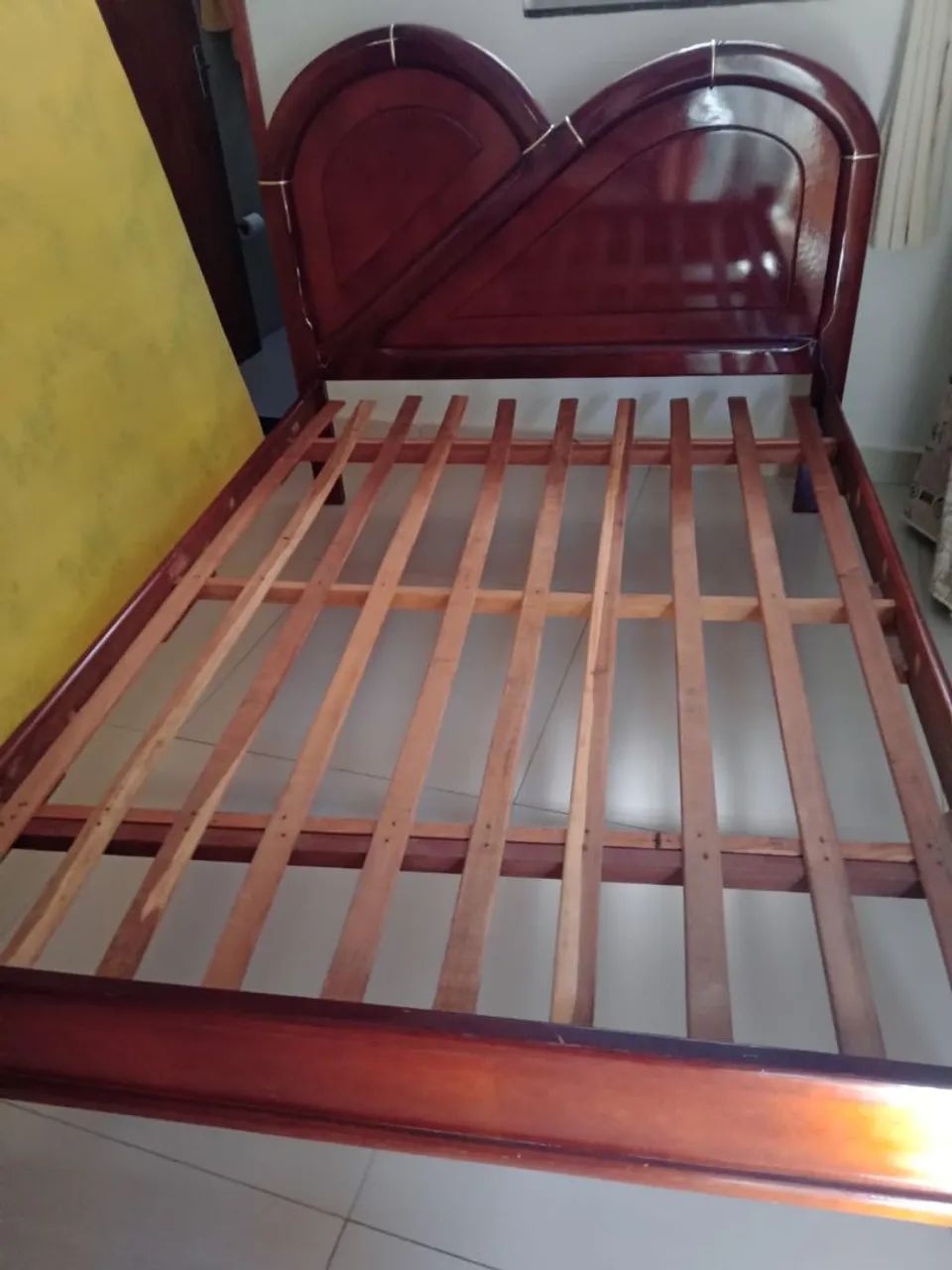 Vendo Cama e colchão de casal  - Foto 2