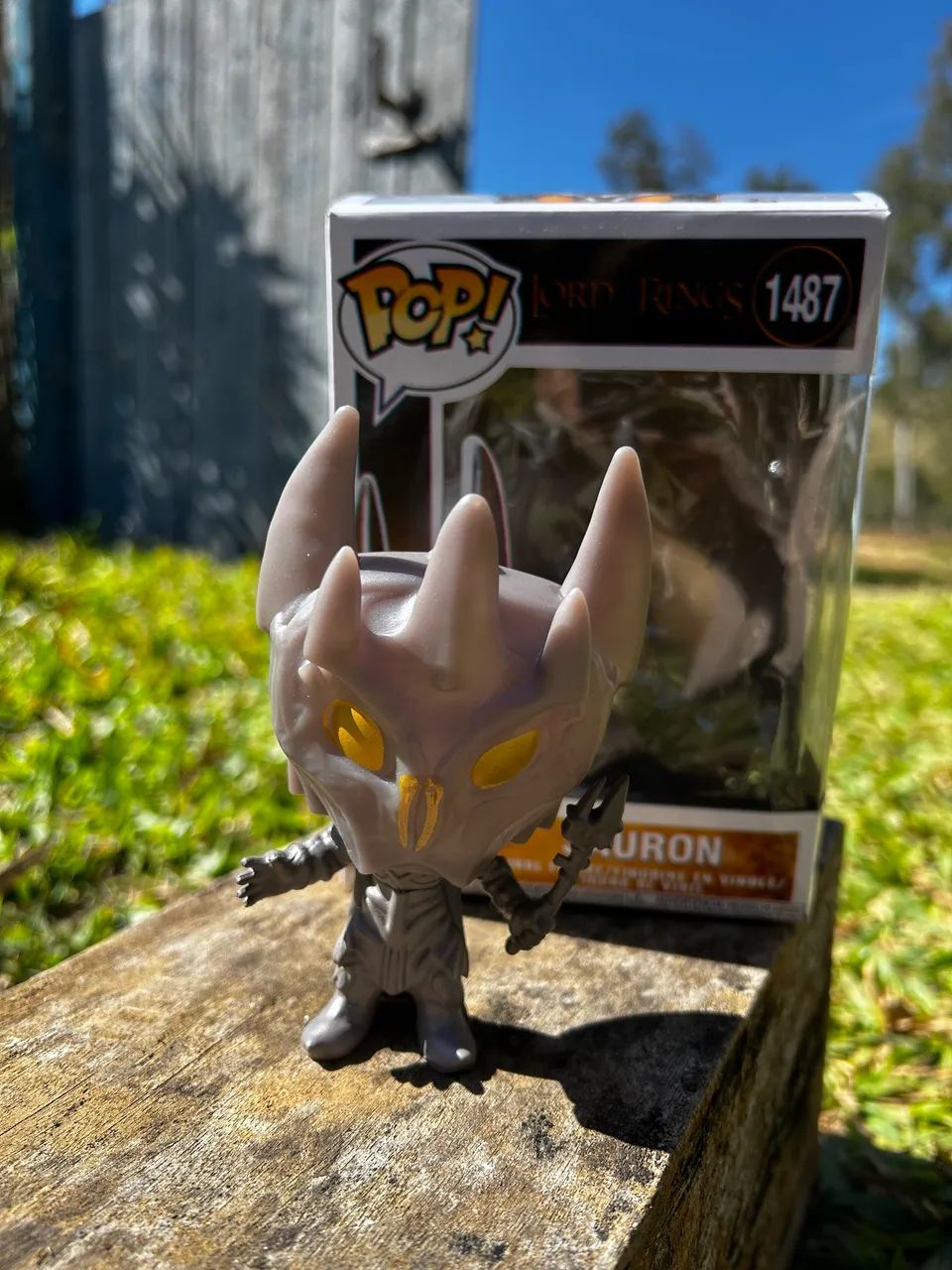 Funko pop Sauron Senhor dos anéis com caixa 