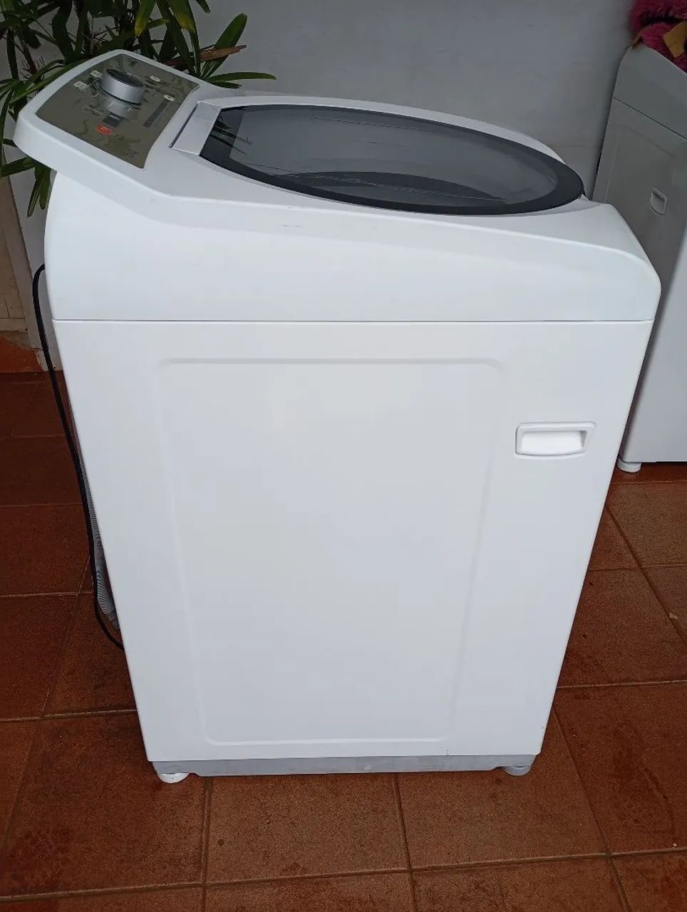 Maquina fais tudo Brastemp 15 kilos tem placas nova está em perfeito funcionamento  - Foto 4