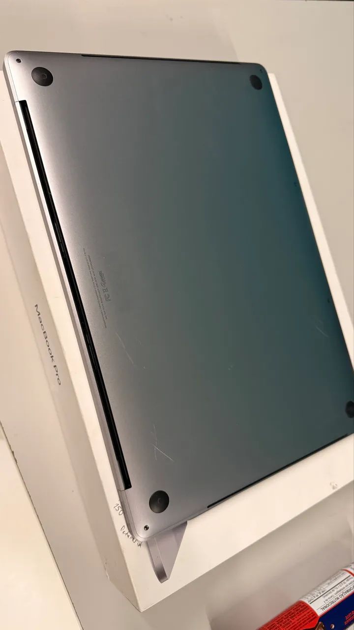 MacBook Pro 2019 i9 1tb 16bg - Foto 2