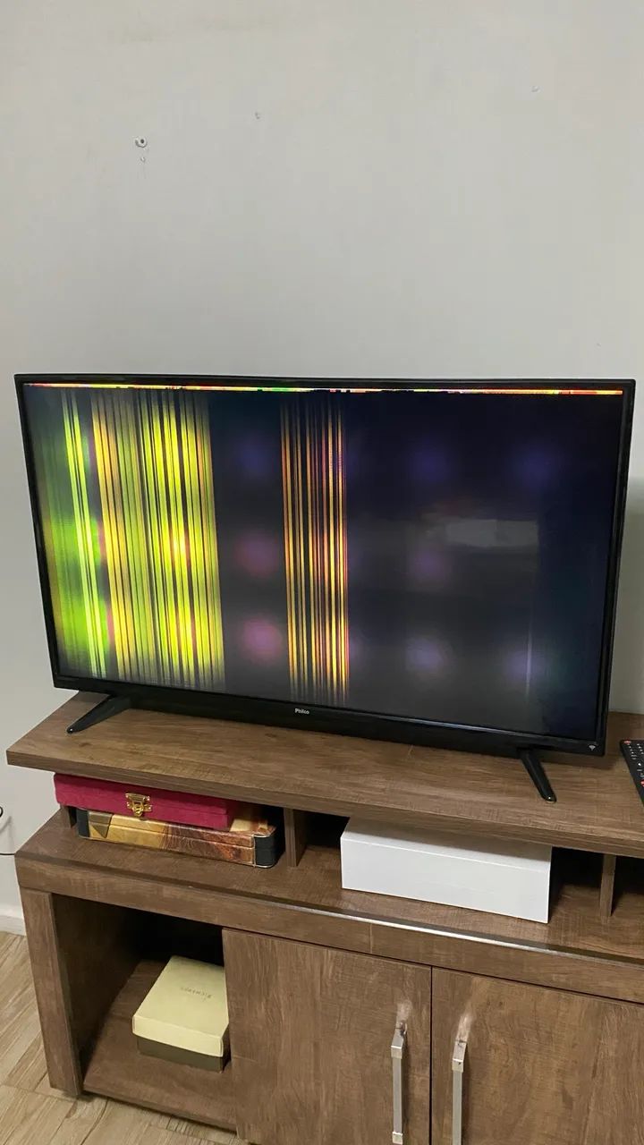 Smart TV Philco com defeito - R$ 90,00 - Foto 2
