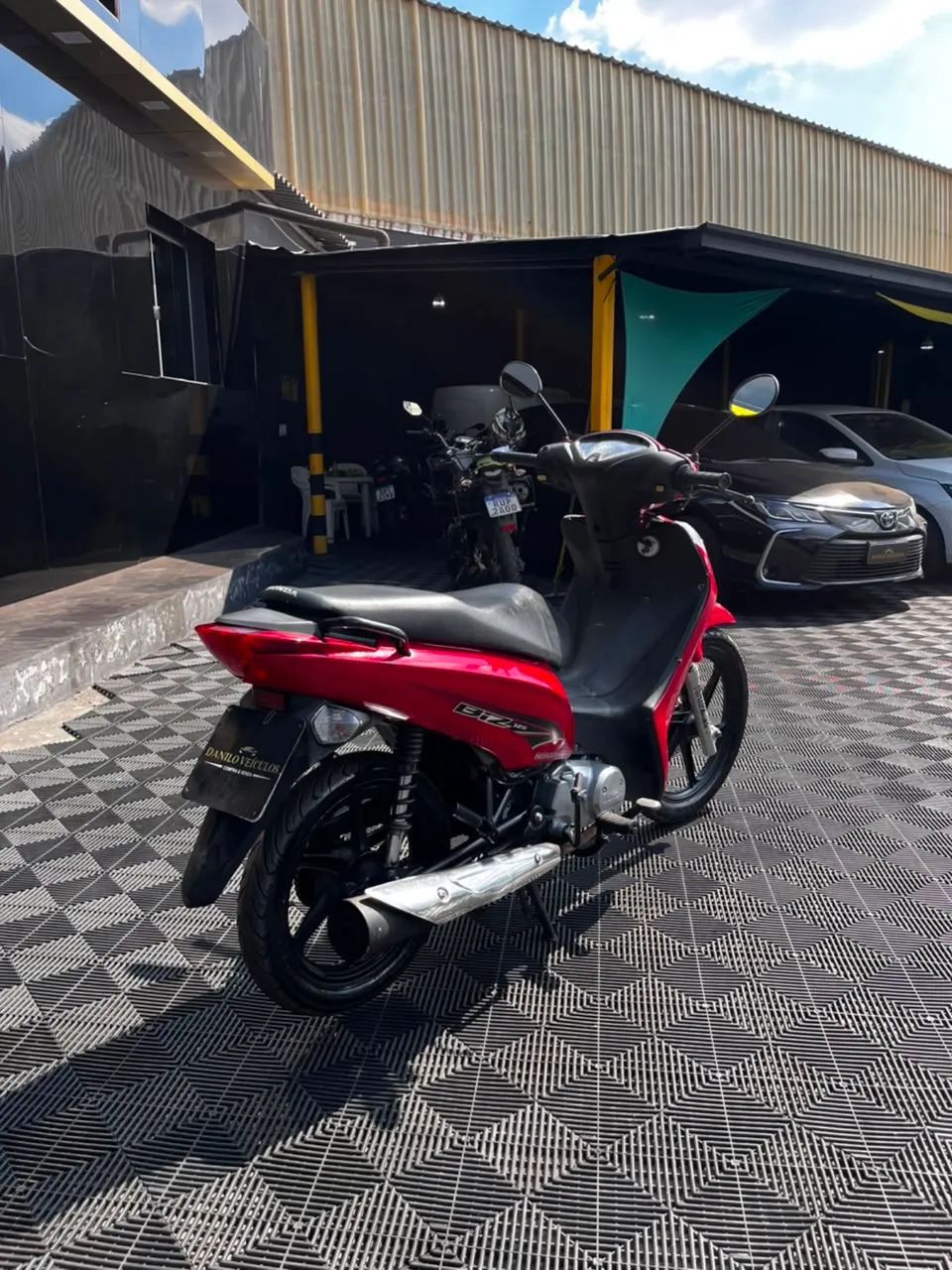 Biz 125 EX  - Foto 2