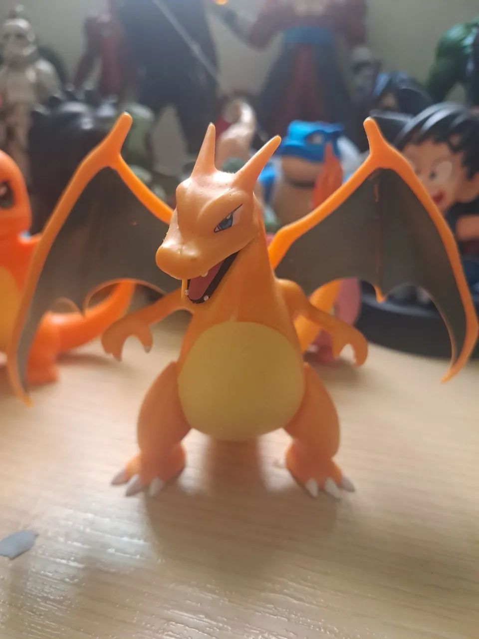 Action charizard pokemon
