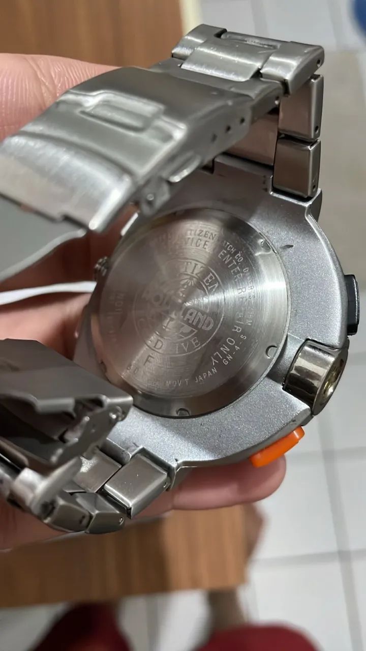 Citizen meia lua titanium original  - Foto 3
