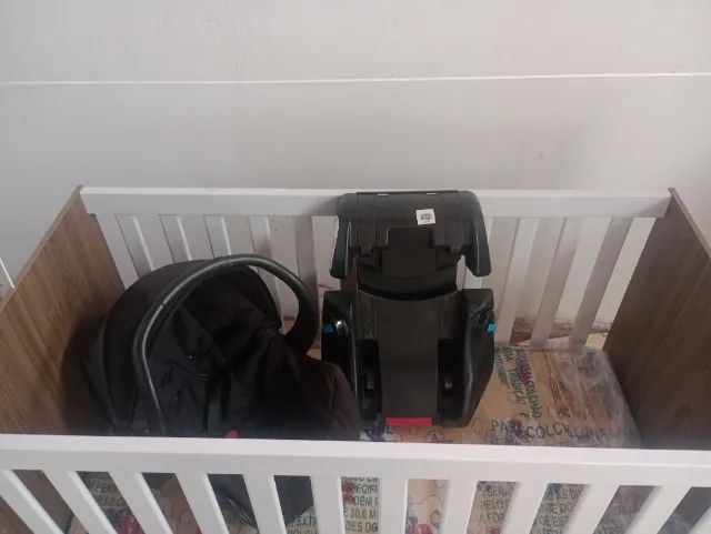 Berço completo e bb conforto com base