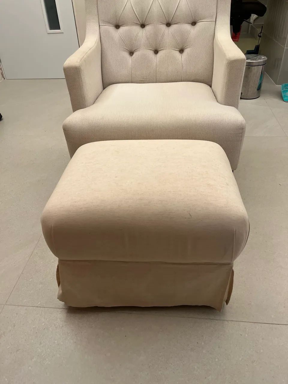 Poltrona com Puff - Foto 2