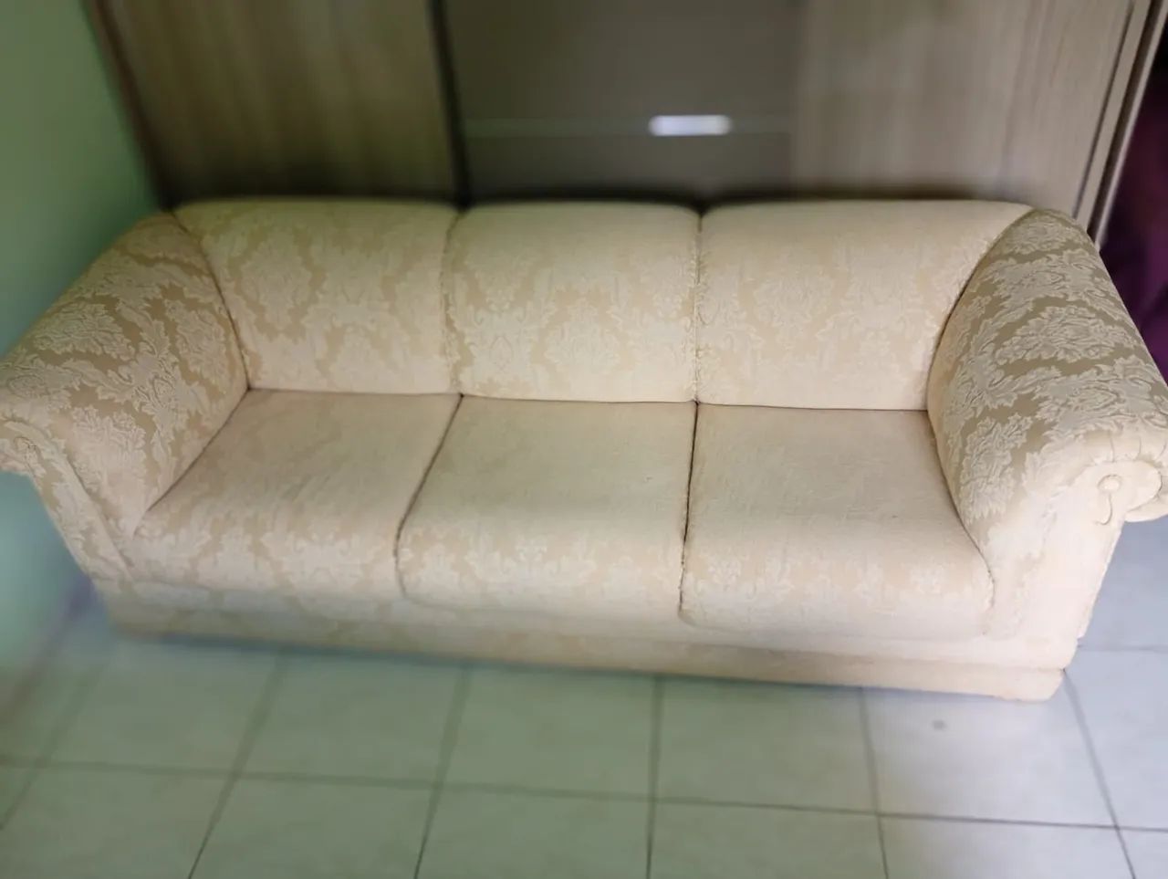 Sofá clássico (não retrátil)