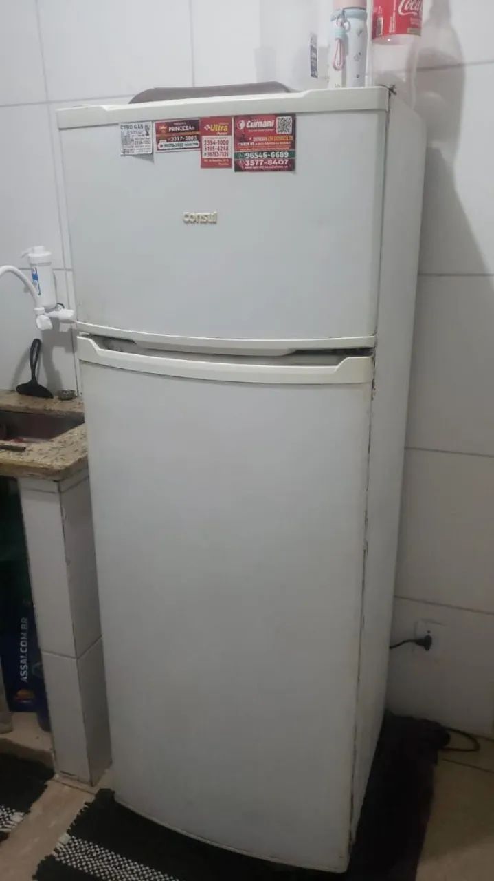 Vendo geladeira consul