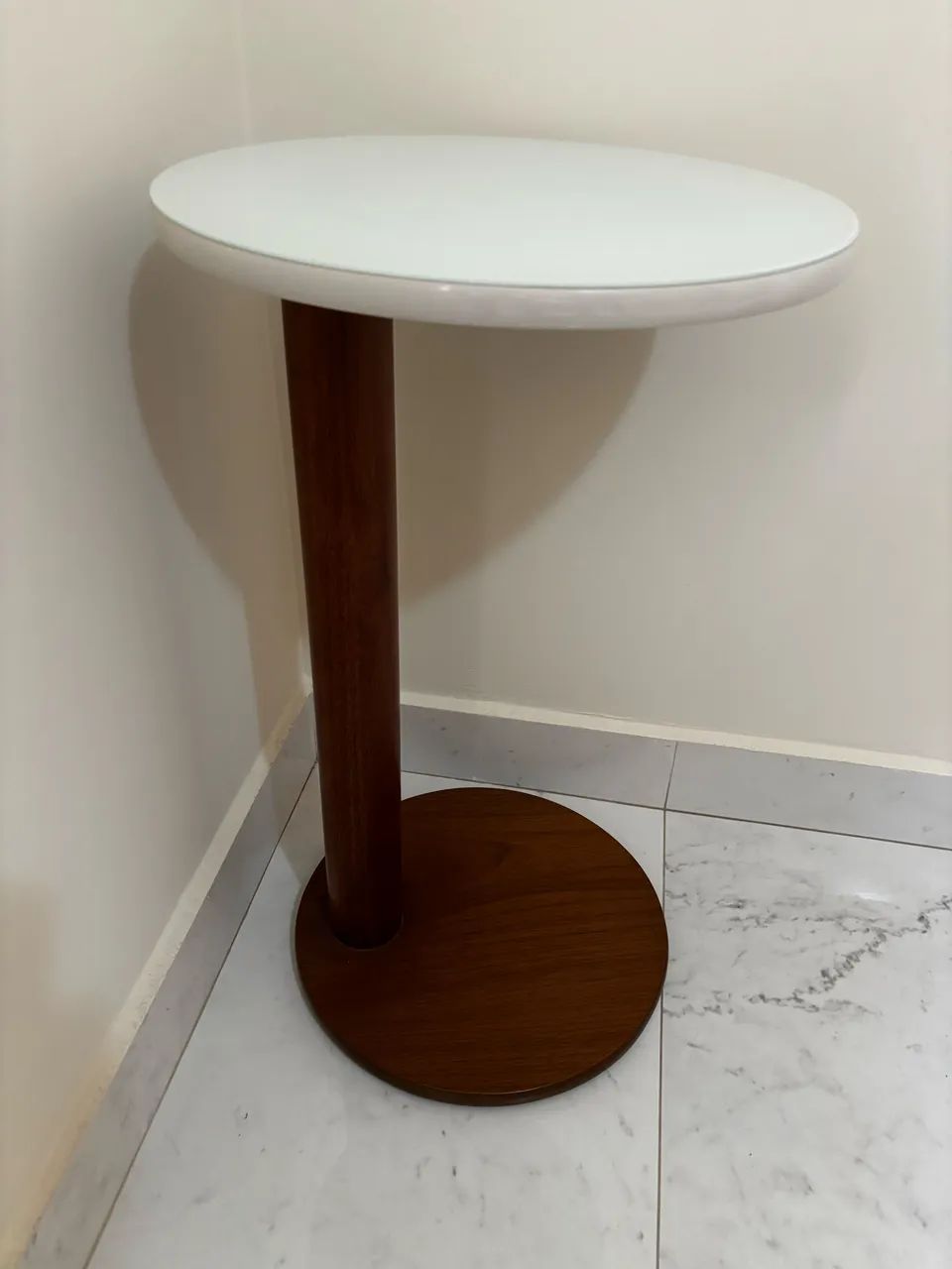 Mesa de canto - Tampo de vidro - Foto 2