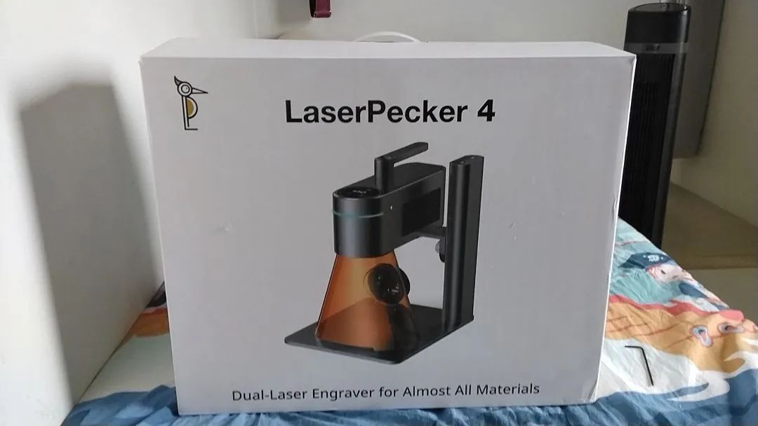 Gravadora Laserpecker 4 2/10w Completa com Eixo rotativo e Roller