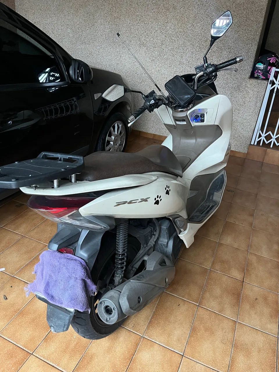 PCX DLX 2019 Creme  - Foto 2