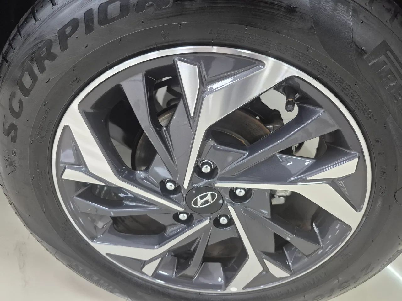Hyundai Creta Comfort Safety 1.0 TB 12V Aut., foto 4 de 13