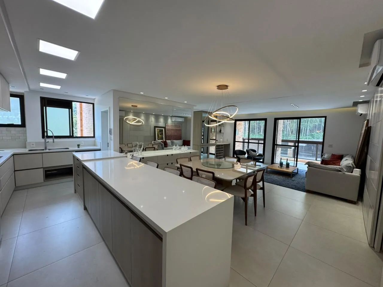 Apartamento de 4 quartos no Itacorubi