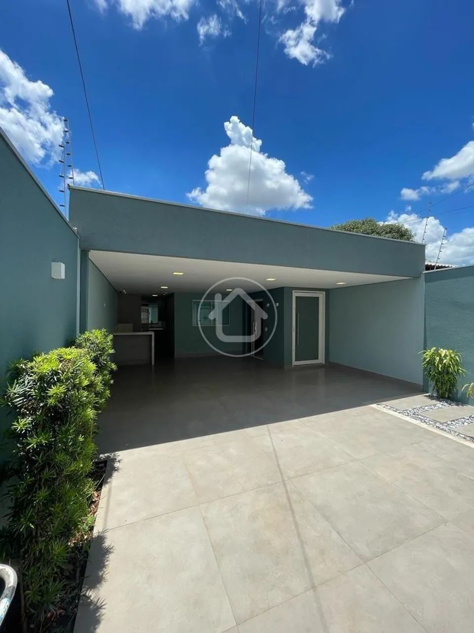 CASA TÉRRA COM 2 SUÍTES SENDO 1 SUÍTE MASTER - Foto 2