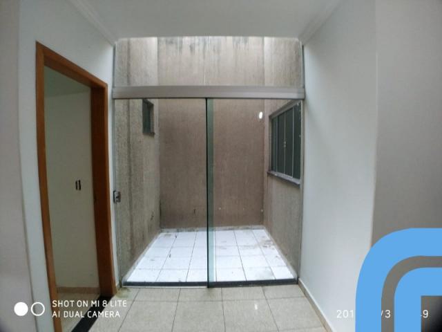 Casa Residencial a venda no setor Caravelas, 3 quartos com suíte, blindex - Foto 8