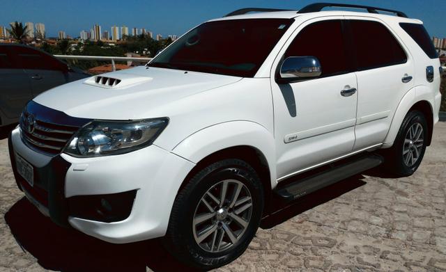 Toyota Hillux SW4 4x4 Diesel