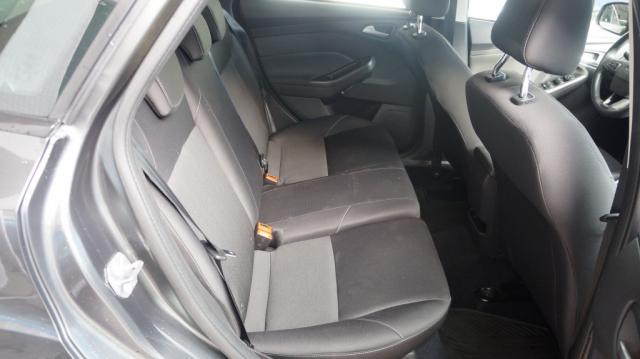 FORD FOCUS 2.0 SE FASTBACK 16V FLEX 4P POWERSHIFT - Foto 12