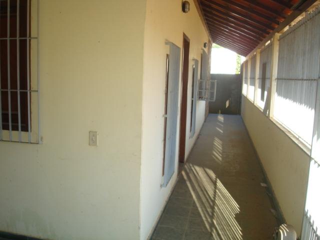Casa localizada bairro IBC , com 03 quartos, suite closed, 02 vagas de garagem - Foto 2