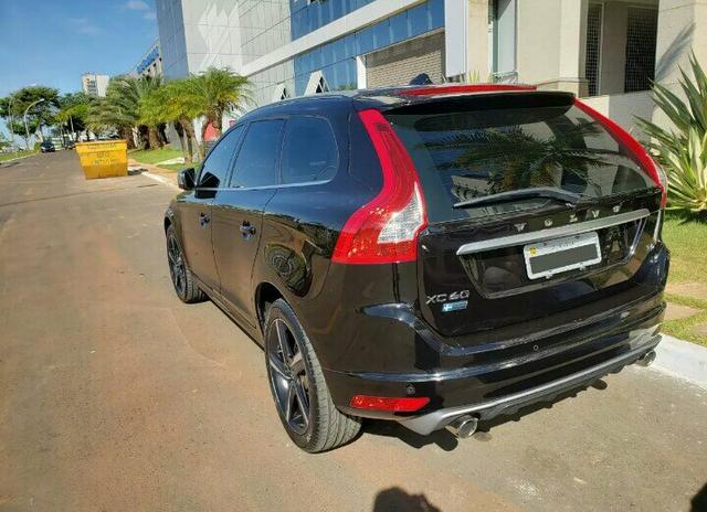 Volvo XC60 2.0 T5 R-Design 5p - Foto 5