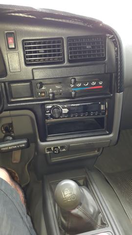 Hilux ano 2002 R$33,000 - Foto 4