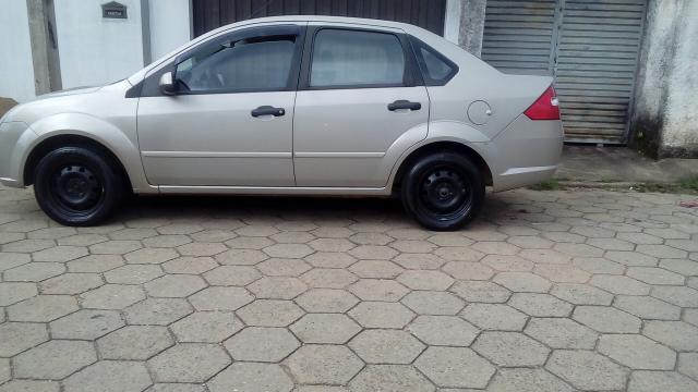Fiesta sedã 1.0 8v flex - Foto 2