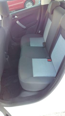 Vendo Peugeot 208 Active Pack 2014/2015 - Foto 9