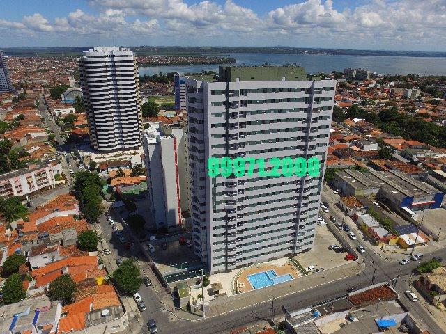 Edifício Terrazzos, Andar alto no Farol. Baixei o Valor. - Foto 2