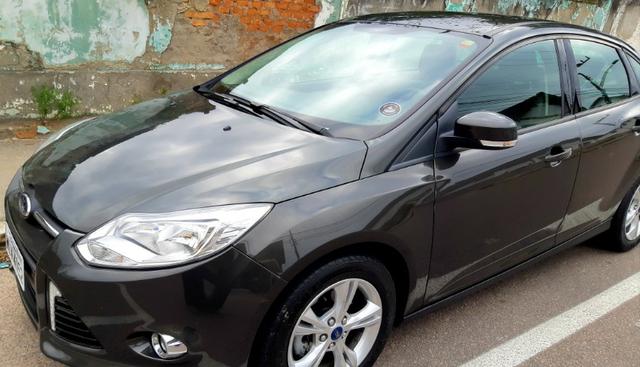 Focus Sedan 2.0 - Foto 8