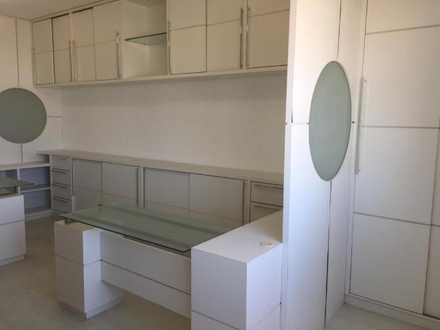 Sala comercial conjugada ( duas salas ) no Edificio Paulo Figueiredo toda mobiliada - Foto 3