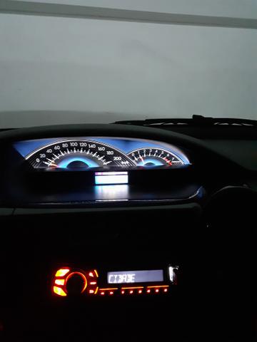 Etios Sedan X Modelo 2015 - Foto 8