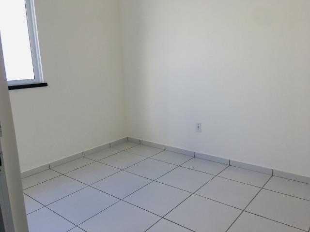 D.P Casa em Pedras com 3 Quartos 100 m da parada de onibus - Foto 12