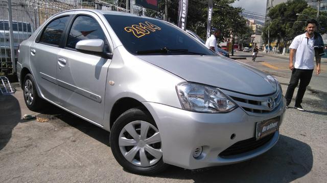 Toyota Etios Sedan XS 1.5 Manual 2014 GNV 5 Geração - Foto 2