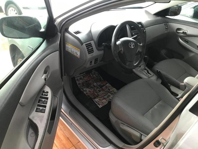 TOYOTA COROLLA XEI 1.8 Ano 09/10 - Foto 9