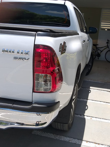 Hilux srv 2018/2019 com 20 mil km rodados - Foto 3