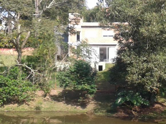 Casa residencial à venda na Granja Viana