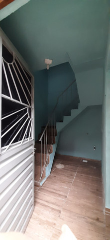 Aluga-se casa de fundos - Foto 6