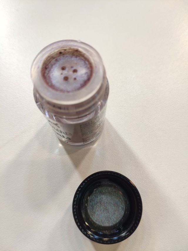 Pigmentos nyx nas cores: pig 18, 21, 09  - Foto 4