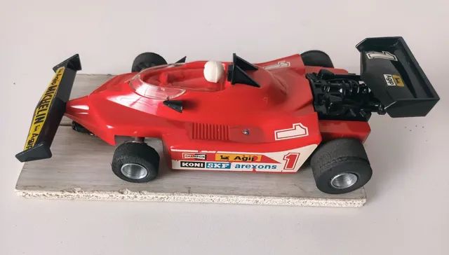 Vendo carro de autorama estrela Ferrari t4 - Foto 4