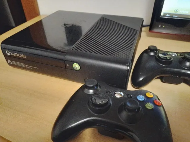 Xbox 360 Super Slim Desbloqueado - Escorrega o Preço