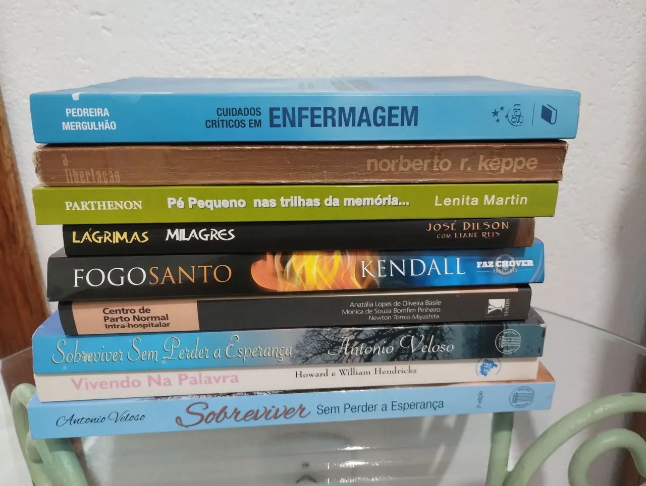 9 livros usados.
