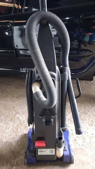 Aspirador profissional Bissel Powerforce 127 volts bem conservado - Foto 2
