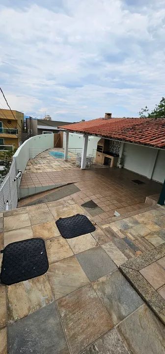 Linda e espaçosa casa - Foto 3