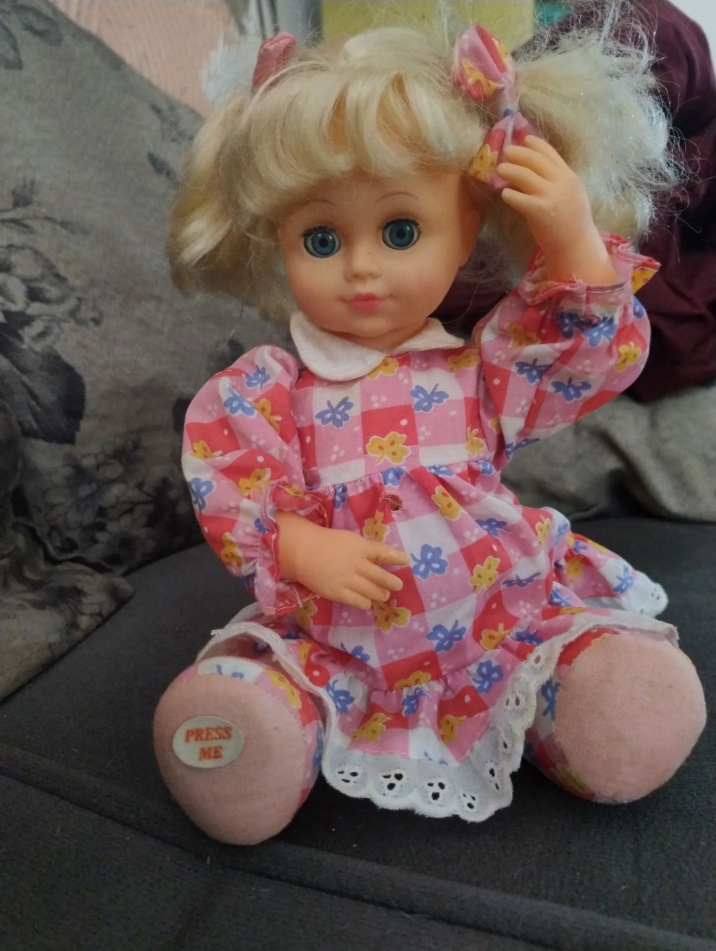 Boneca de Pelúcia para Crianças - Ideal para Brincar!